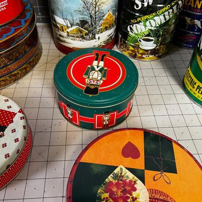 Vintage Tins & Cans 