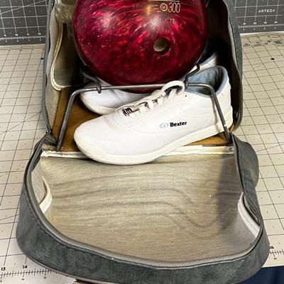 Purple Bowling Ball with Size 8-1/2 Bowling Shoes, Women's