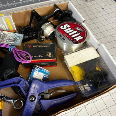 Tray of Junk: Fishing Reel, Tools, Clamp. 