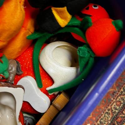 Extra Large Tub of Halloween Items 