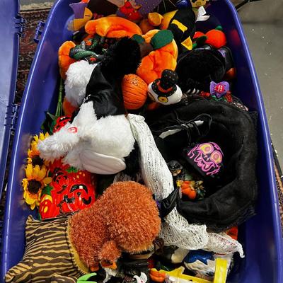 Extra Large Tub of Halloween Items 