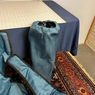 2 Folding Camp Chairs 