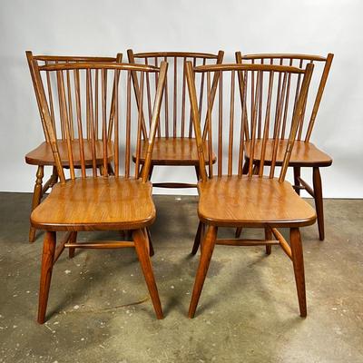 1375 Set of 5 Mid Century Spindle Back Dining Chairs