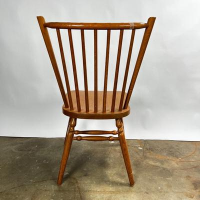 1375 Set of 5 Mid Century Spindle Back Dining Chairs