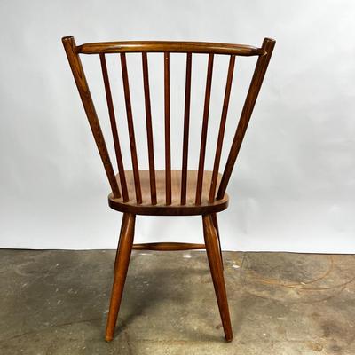 1375 Set of 5 Mid Century Spindle Back Dining Chairs
