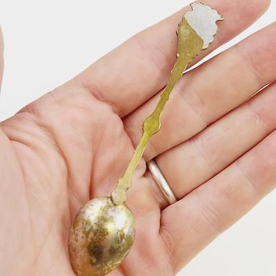 OLD  LION SYMBOL SMALL COLLECTOR SPOONS
