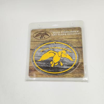 NEW DUCK COMMANDER ART GLASS ORNAMENT