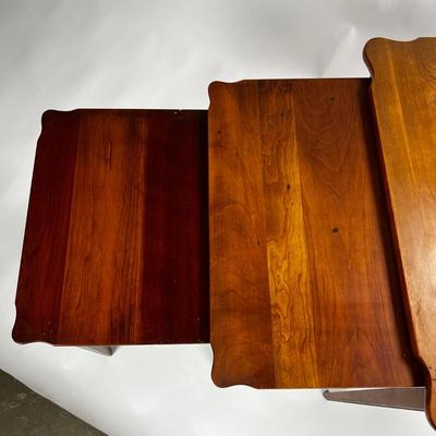 1428 Amish Centennial Nesting Tables