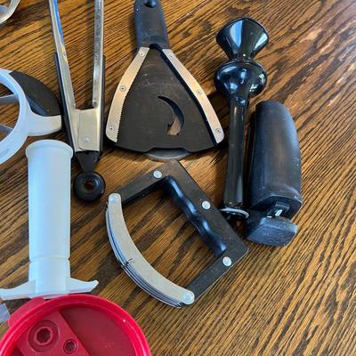 Lot of utenisls