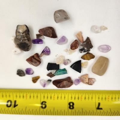BUNDLE OF ROCK / MINERAL CHIPS - AMETHYST- TIGER EYE - CRYSTAL - OPAL
