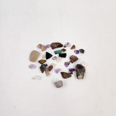 BUNDLE OF ROCK / MINERAL CHIPS - AMETHYST- TIGER EYE - CRYSTAL - OPAL