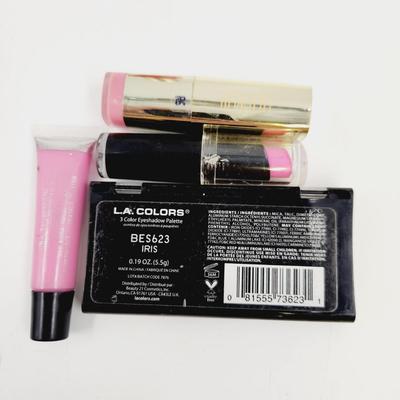 MAKE ME BEAUTIFUL PINK / PURPLE THEMED MAKE UP BUNDLE
