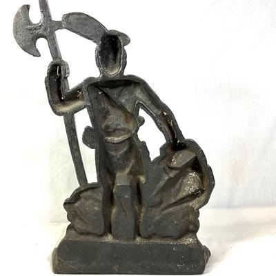 1445 Antique Scotsman Cast Iron Doorstop "Robert the Bruce"