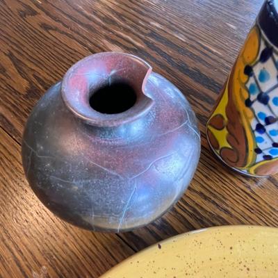 Lot of pottery