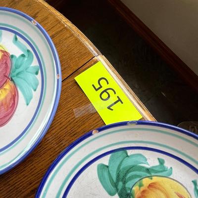 Lot of Serving Ware