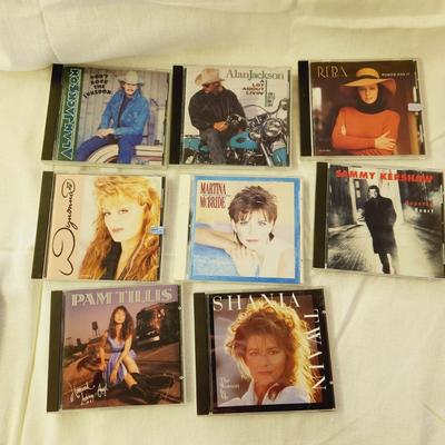 COUNTRY MUSIC BUNDLE OF CD