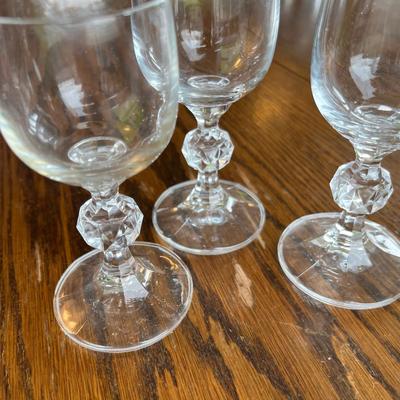 Set of 4 Small Wine Glasses