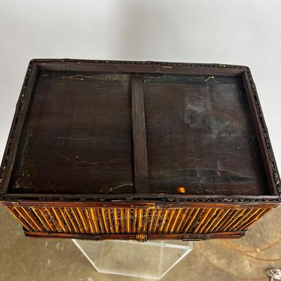 1458 Vintage Bamboo & Rattan Chest