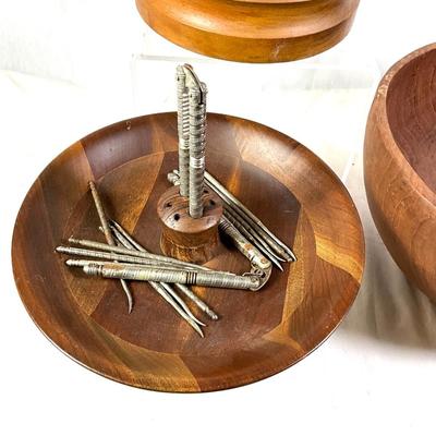 1454 Teak Wooden Bowl with Mid Century Wooden Nut Bowls