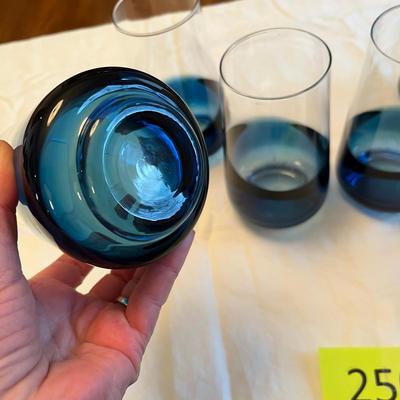 Set of 6 Ice Tea Tumblers Blue dip