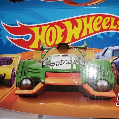 30 hot wheels cars new in package