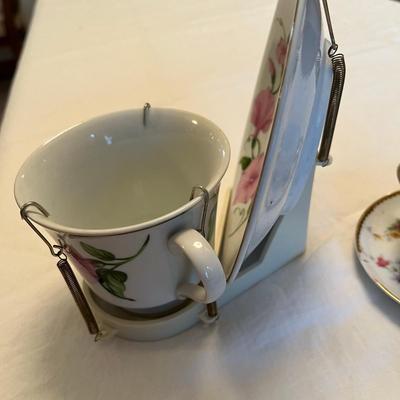 Cup & Saucer Collection