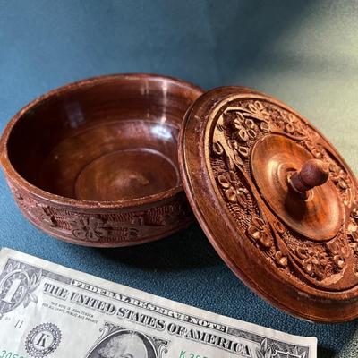 WOODEN RITUAL BOWL WITH CARVED LID