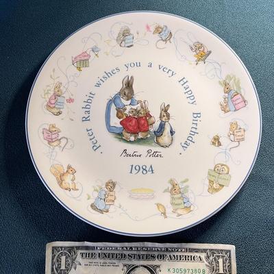 WEDGWOOD BEATRICE POTTER PETER RABBIT BIRTHDAY PLATE