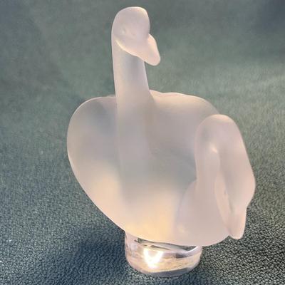 â€œLALIQUEâ€ FRANCE FIGURAL SWANS SIGNED