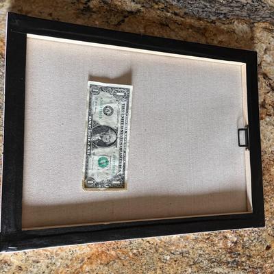 FASHIONISTA STRETCHED PRINT IMAGE ON CANVAS 