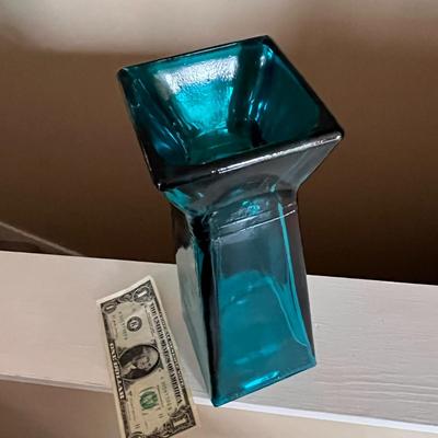 DEEP AQUA BLUE VASE ANGULAR DESIGN