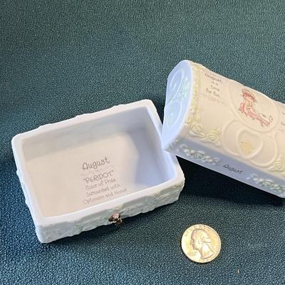 PRECIOUS MOMENTS AUGUST JEWELRY CHEST