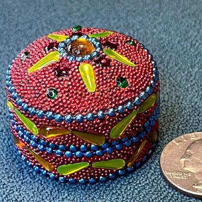 HEAVILY BEADED PILL BOX DETAILED DESIGN