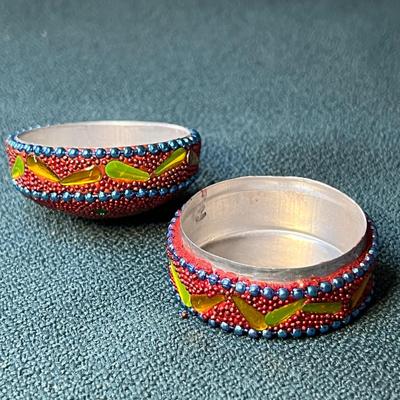 HEAVILY BEADED PILL BOX DETAILED DESIGN