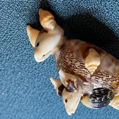 CUTE AND FUN ALL SEASHELL KANGAROO w/ JOEY