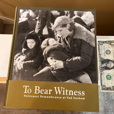 HOLOCAUST REMEMBRANCE BOOK YAD VASHEM MEMORIAL