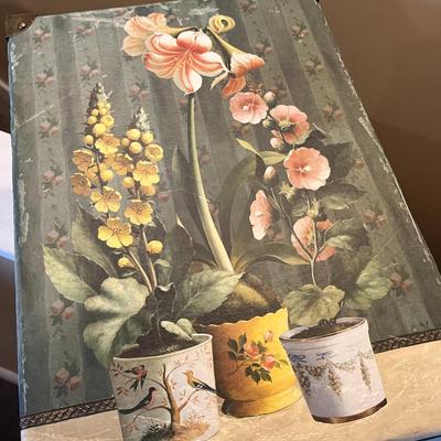 TRI-COASTAL DESIGN STORAGE LIDDED BOX 