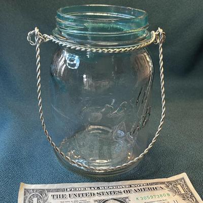 â€œFRESH CUTSâ€ QUART JAR BLUE TINT AROUND TOP 