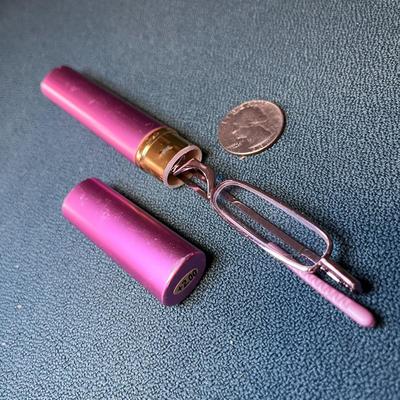 VERY SKINNY TRAVEL READERS IN PROTECTIVE TUBE +2.00