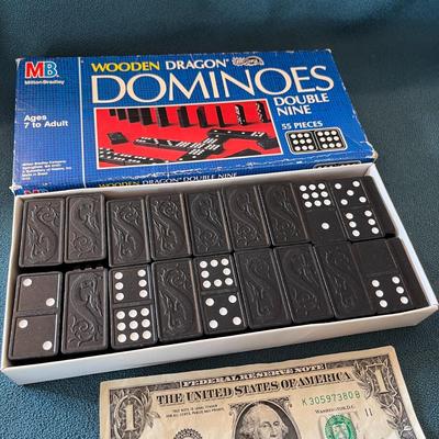 COMPLETE SET VINTAGE WOODEN DRAGON DOMINOES