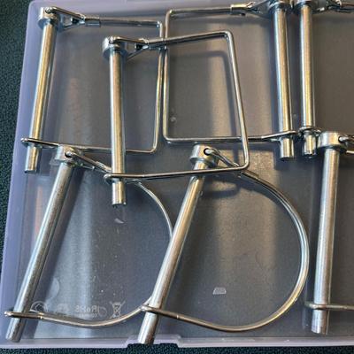 SET OF LOCKING PINS, LYNCH PINS, COUPLER PINS