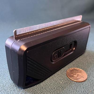 PET SHEDDING BRUSH w/ 2 COMBS- FINE OR SAWTOOTH