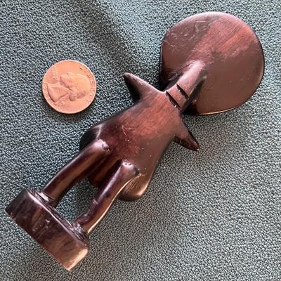SMALL AFRICAN EBONY WOOD CARVING 