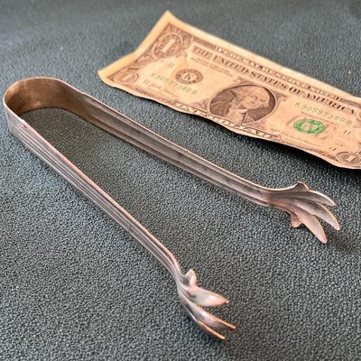 VINTAGE 6-1/2â€ CLAW TONGS GRABBER