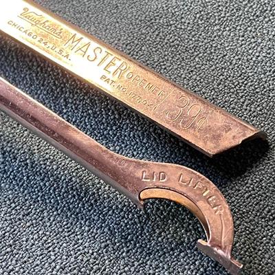 VINTAGE VAUGHNâ€™S CAN OPENER LID LIFTER