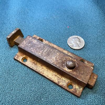 ANTIQUE SHAFT LOCK 4-1/2â€ WITH PUSH BUTTON RELEASE