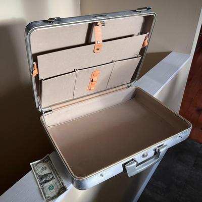 VINTAGE ALUMINUM HALLIBURTON BRIEF CASE 