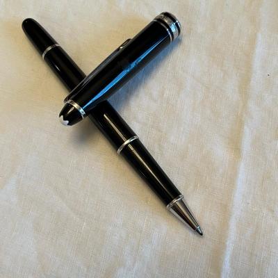 Mont Blanc Meisterstruck Roller Ball NIB