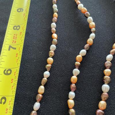 AUTHENTIC FRESHWATER PEARL NECKLACE AND EARRINGS