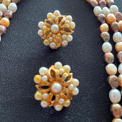 AUTHENTIC FRESHWATER PEARL NECKLACE AND EARRINGS